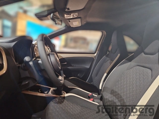 Foto 1 - Toyota Aygo X Teamplayer 1.0 ACC Apple CarPlay Android Auto DAB SHZ Spurhalteass., ginger beige / night sky blackmetallic / night sky