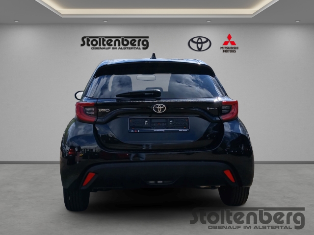 Foto 1 - Yaris 1.5 Dual-VVT-iE Hybrid Team D LED ACC Apple CarPlay Android Auto Musikstreaming, mysticschwarz mica