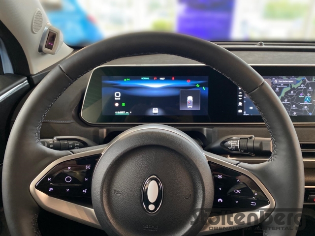 Foto 1 - ORA 03 300 Pro Navi digitales Cockpit 360 Kamera ACC Klimaautom DAB e-Sitze SHZ Keyless Entry, celestial blue (blau)