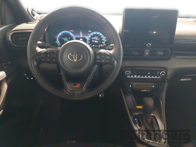 Foto 1 - Yaris 1.5 Dual-VVT-iE Hybrid GR Sport, storm grey (grau)