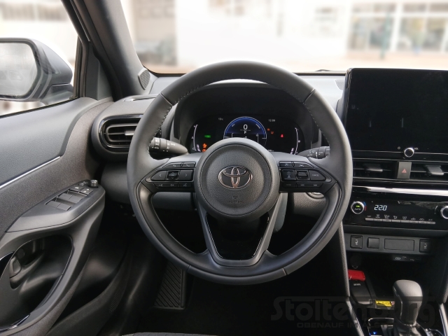 Foto 1 - Toyota Yaris Cross Teamplayer 1.5 Hybrid *Navi LED Apple CarPlay Android Auto Klimaautom Musikstreaming, super white 2 (weiss)