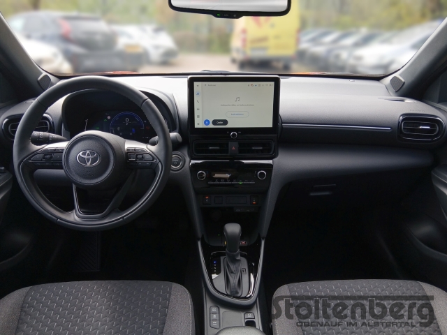 Foto 1 - Toyota Yaris Cross Teamplayer 1.5 Hybrid Navi LED Apple CarPlay Android Auto Klimaautom Musikstreaming, emotional red 2 (rot)