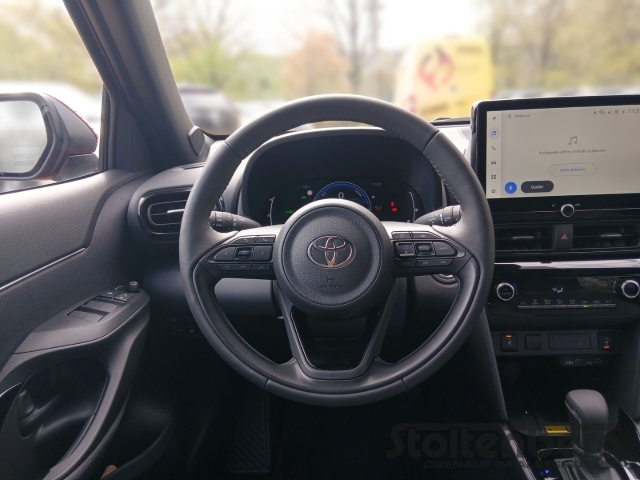 Foto 1 - Toyota Yaris Cross Teamplayer 1.5 Hybrid Navi LED Apple CarPlay Android Auto Klimaautom Musikstreaming, emotional red 2 (rot)