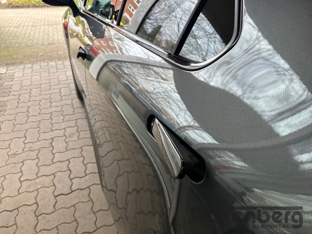 Foto 1 - C-HR 2,0 Hybrid 4x2 Team Deutschland Navi Digitales Cockpit LED ACC El. Heckklappe Apple CarPlay, marlingrau metallic / dach schwarz