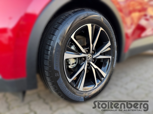 Foto 1 - C-HR 2,0 Hybrid Teamplayer *Technik-Paket Navi LED ACC El. Heckklappe Apple CarPlay, emotional red 2 (3u5)/ black (202) (rot)