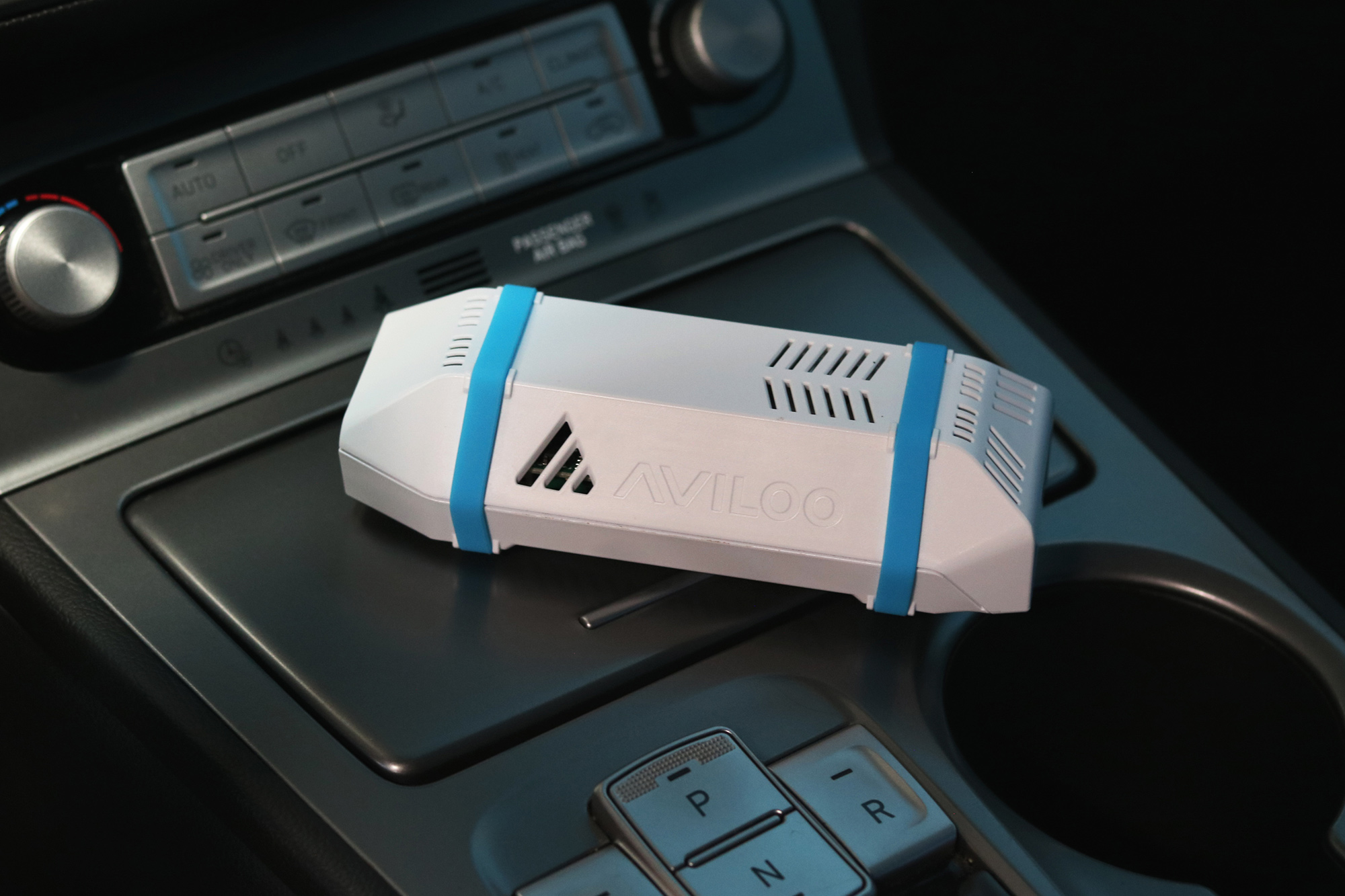AVILOO Testgerät im Fahrzeug
